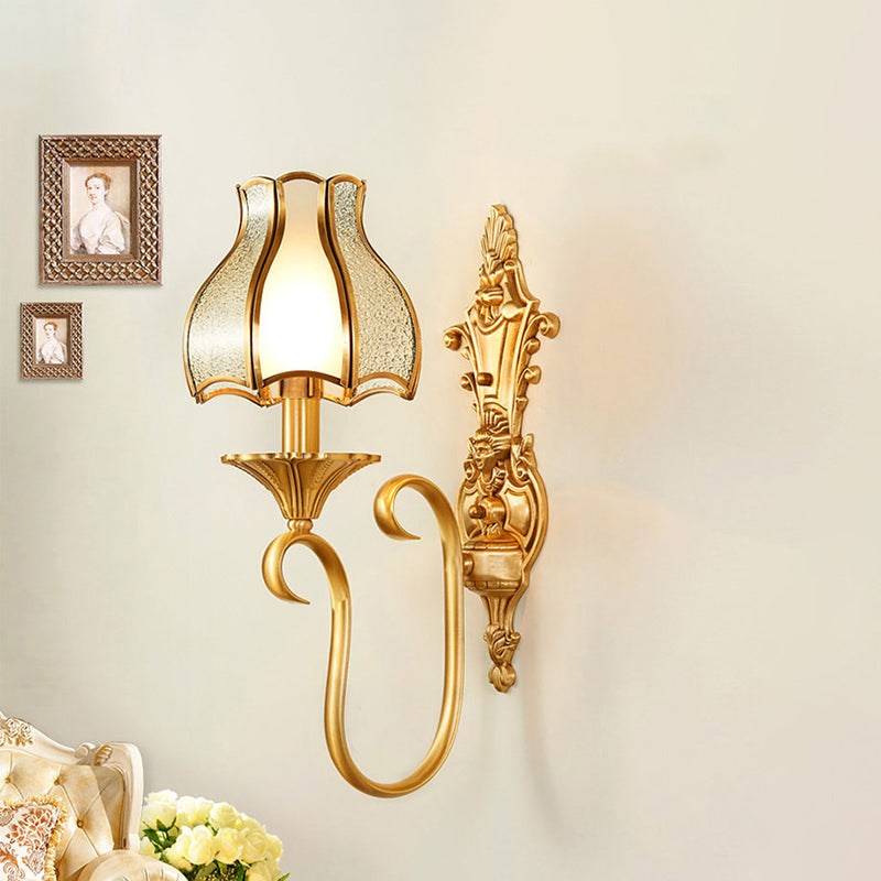 Metal Brass Sconce Light Fixture Curvy 1/2 Heads Traditional Wall Mount Lamp for Living Room 1.0 Brass Clearhalo 'Wall Lamps & Sconces' 'Wall Lights' Lighting' 274725