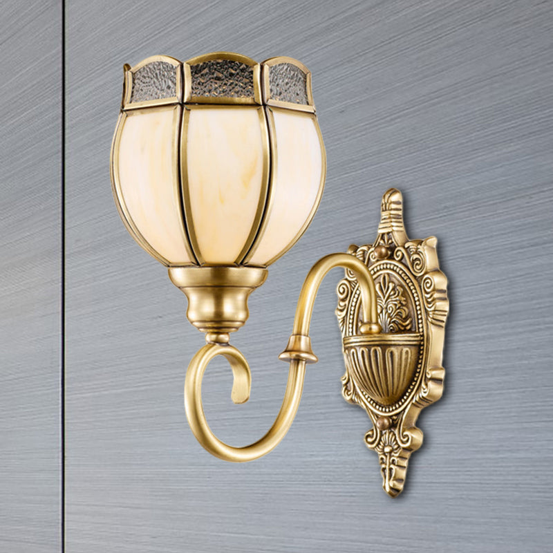 1/2-Head Flower Sconce Light Fixture Traditional Brass Metal Wall Light Sconce for Bedroom Clearhalo 'Wall Lamps & Sconces' 'Wall Lights' Lighting' 274789