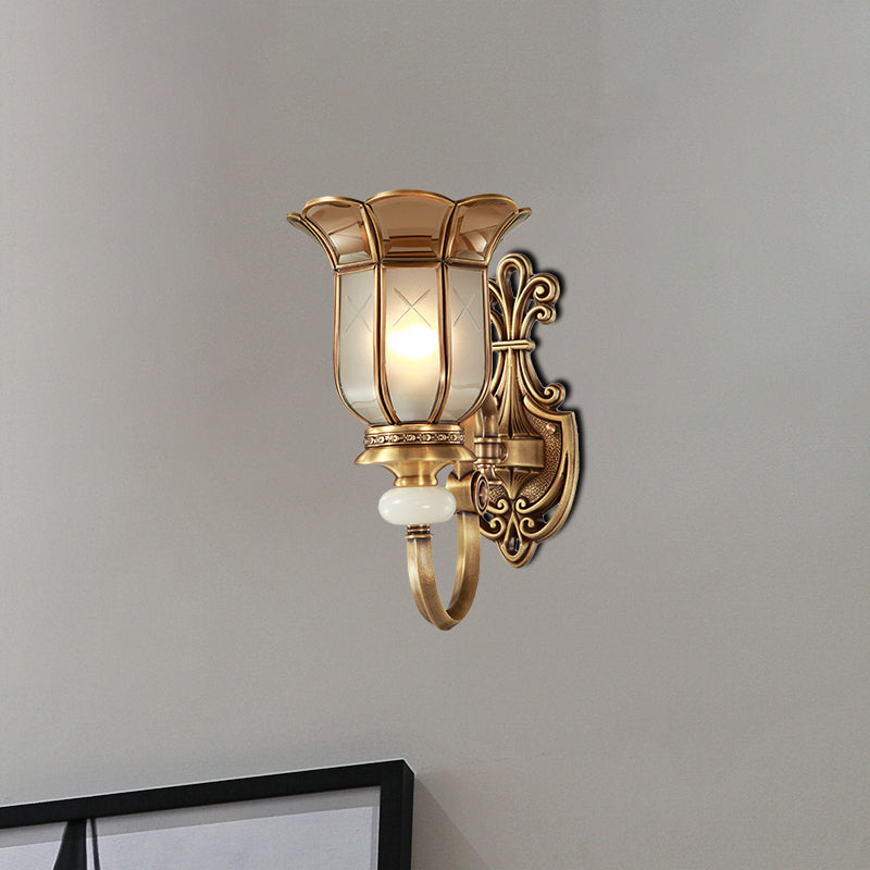 Flower Metal Wall Sconce Traditional Brass 1/2-Bulb Living Room Wall Lighting Fixture 1.0 Brass Clearhalo 'Wall Lamps & Sconces' 'Wall Lights' Lighting' 274951