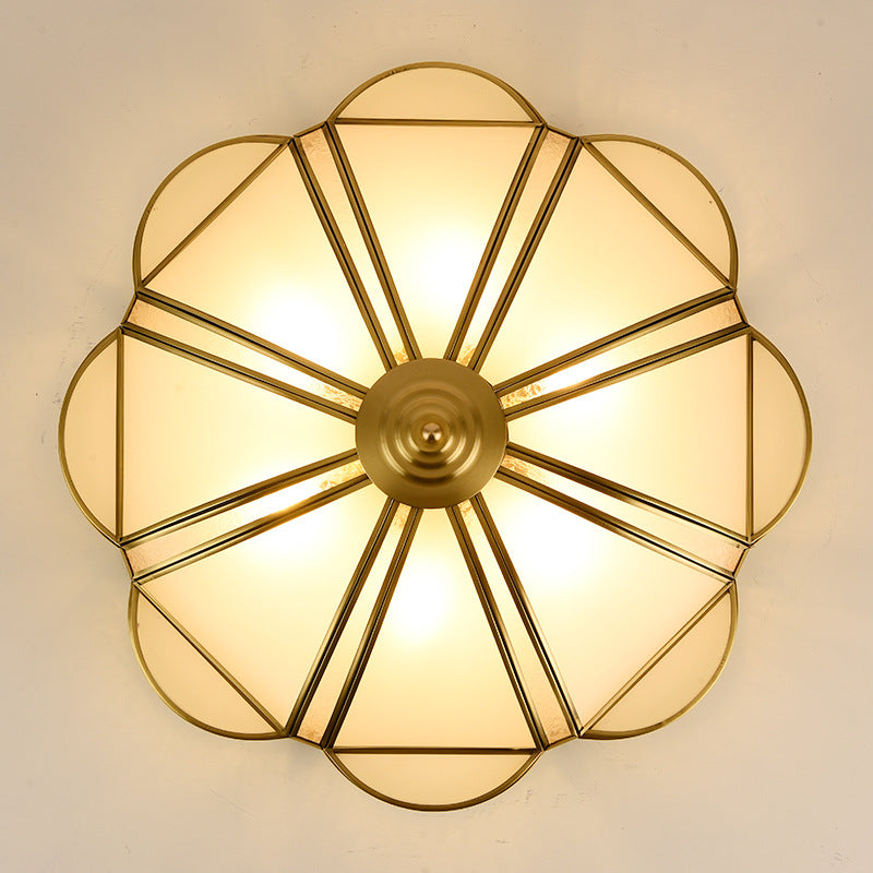 14"/18"/23.5" W Metal Brass Flush Mount Chandelier Scalloped 3/4/6 Heads Traditional Ceiling Lamp for Living Room Clearhalo 'Ceiling Lights' 'Close To Ceiling Lights' 'Close to ceiling' 'Flush mount' Lighting' 277372