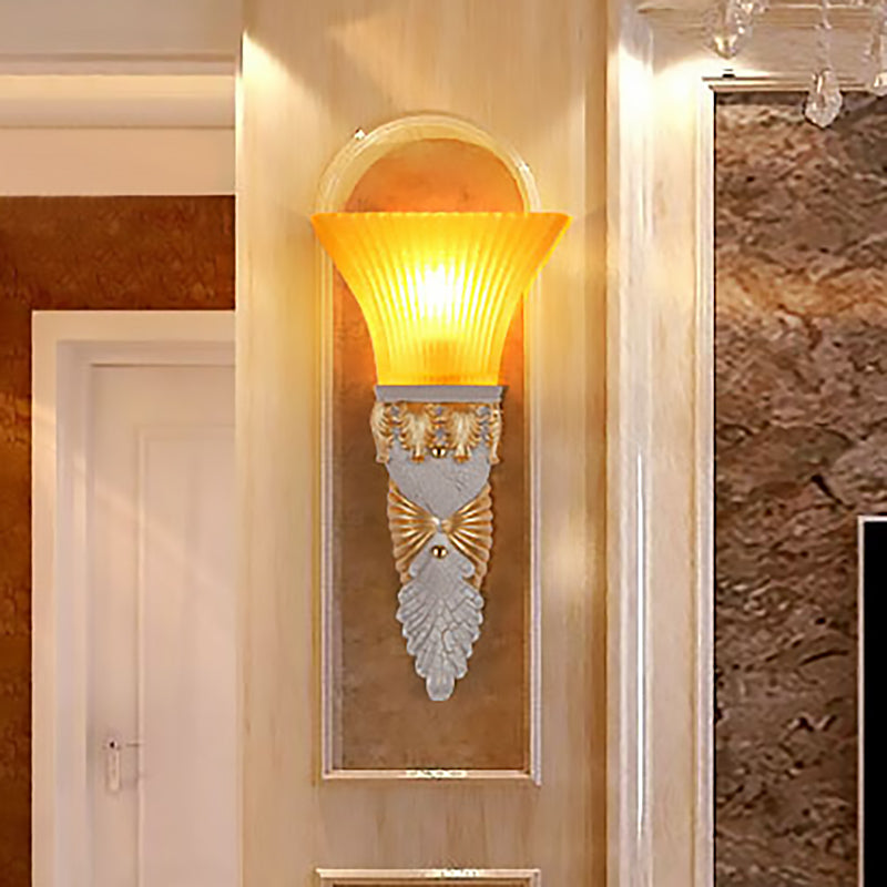 Flared Yellow Glass Wall Sconce Light Retro Style 1 Head Living Room Wall Mounted Lamp with Gold/Silver/White and Gold Backplate White-Gold Clearhalo 'Wall Lamps & Sconces' 'Wall Lights' Lighting' 281865