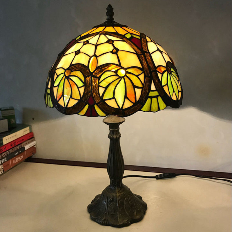 1 Light Bedside Table Lamp Tiffany Brass Nightstand with Domed Stained Glass Shade Clearhalo 'Lamps' 'Table Lamps' Lighting' 287662