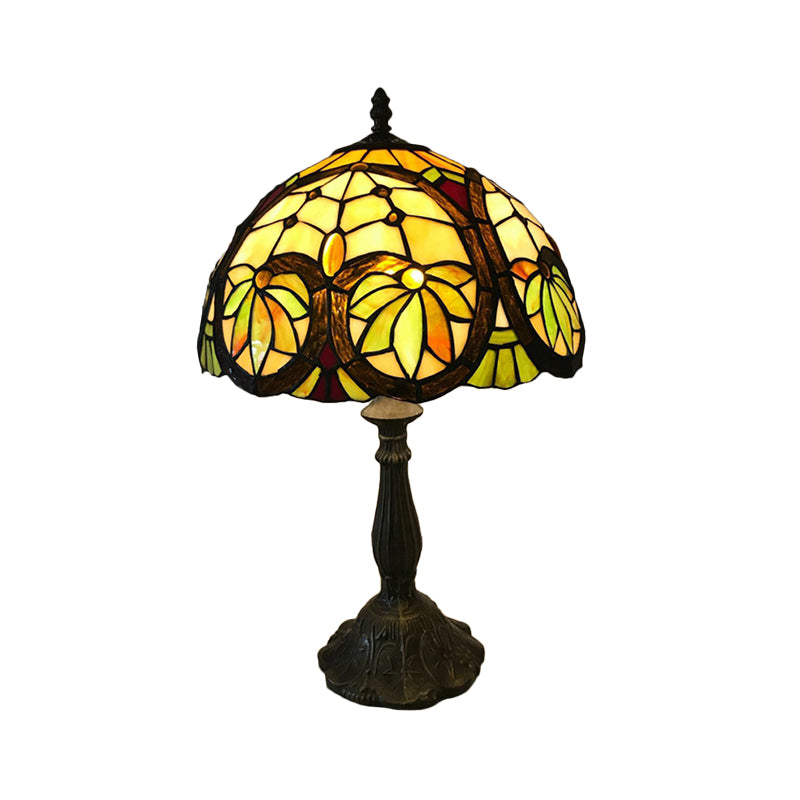 1 Light Bedside Table Lamp Tiffany Brass Nightstand with Domed Stained Glass Shade Clearhalo 'Lamps' 'Table Lamps' Lighting' 287664