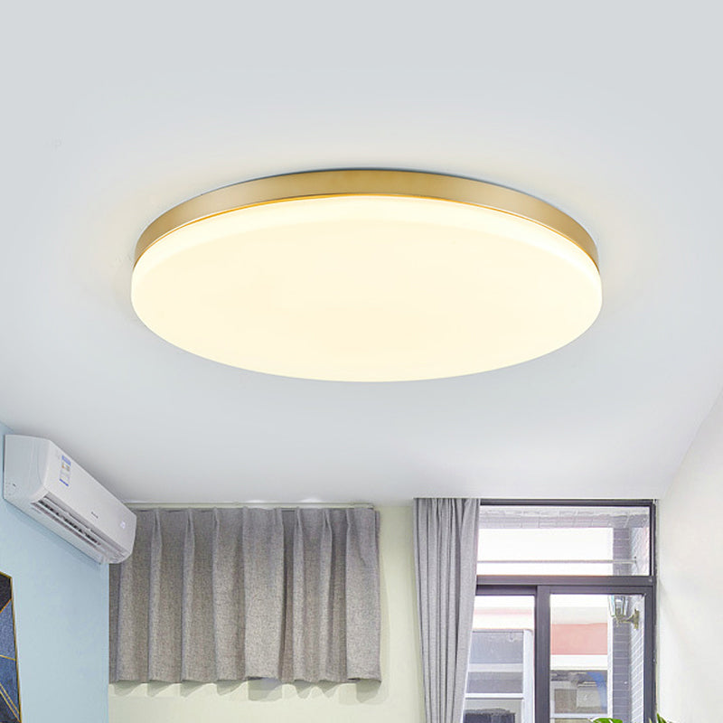 Acrylic Circle Ceiling Mount Minimalist 15"/19" W LED Gold Flushmount Ceiling Lamp for Living Room Clearhalo 'Ceiling Lights' 'Close To Ceiling Lights' 'Close to ceiling' 'Flush mount' Lighting' 291555