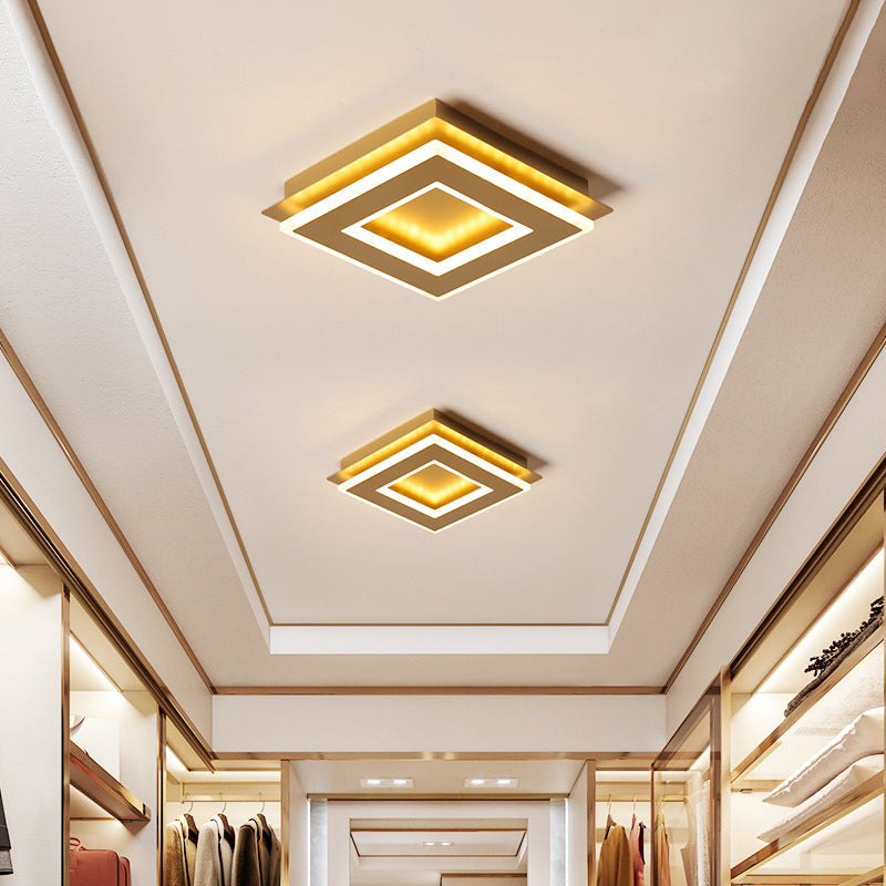 Gold Finish Round/Square Ceiling Lighting Modern Stylish Metallic LED Flushmount in Warm/White Light Clearhalo 'Ceiling Lights' 'Close To Ceiling Lights' 'Close to ceiling' 'Flush mount' Lighting' 292020