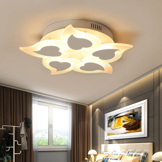 Heart Acrylic Ceiling Mounted Light Simple White LED Flush Light Fixture in Warm Light/White Light/Remote Control Stepless Dimming, 18"/23" Wide White Clearhalo 'Ceiling Lights' 'Close To Ceiling Lights' 'Close to ceiling' 'Flush mount' Lighting' 292077