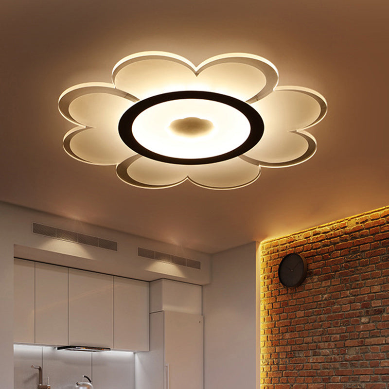 16.5"/20.5"/24.5" W White Flower Ceiling Lamp Contemporary LED Acrylic Flushmount in Warm/White/Remote Control Stepless Dimming Clearhalo 'Ceiling Lights' 'Close To Ceiling Lights' 'Close to ceiling' 'Flush mount' Lighting' 292124