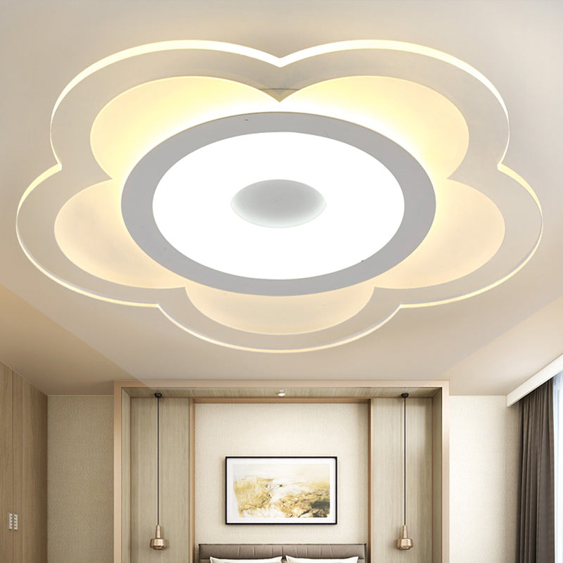 16"/19.5" W Simple 5-Petal LED Flush Lamp Super Thin Opaque Acrylic White Ceiling Lamp in Warm/White Light Clearhalo 'Ceiling Lights' 'Close To Ceiling Lights' 'Close to ceiling' 'Flush mount' Lighting' 292391