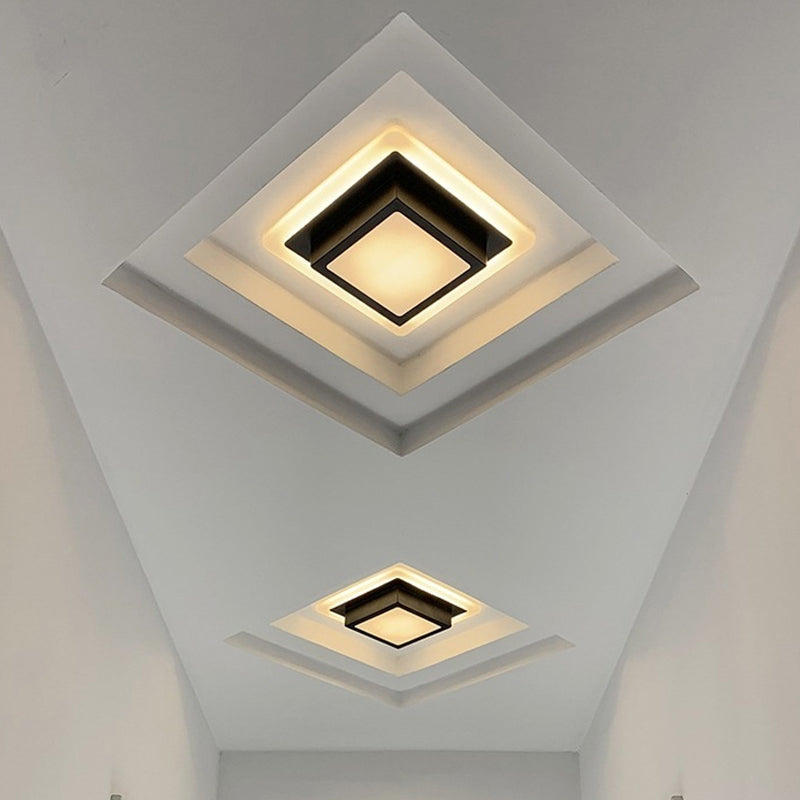 Mini Round/Square Flush Mount Ceiling Light Contemporary Metal LED Black/White Flushmount in Warm/White Light Black Square Plate Clearhalo 'Ceiling Lights' 'Close To Ceiling Lights' 'Close to ceiling' 'Flush mount' Lighting' 292444