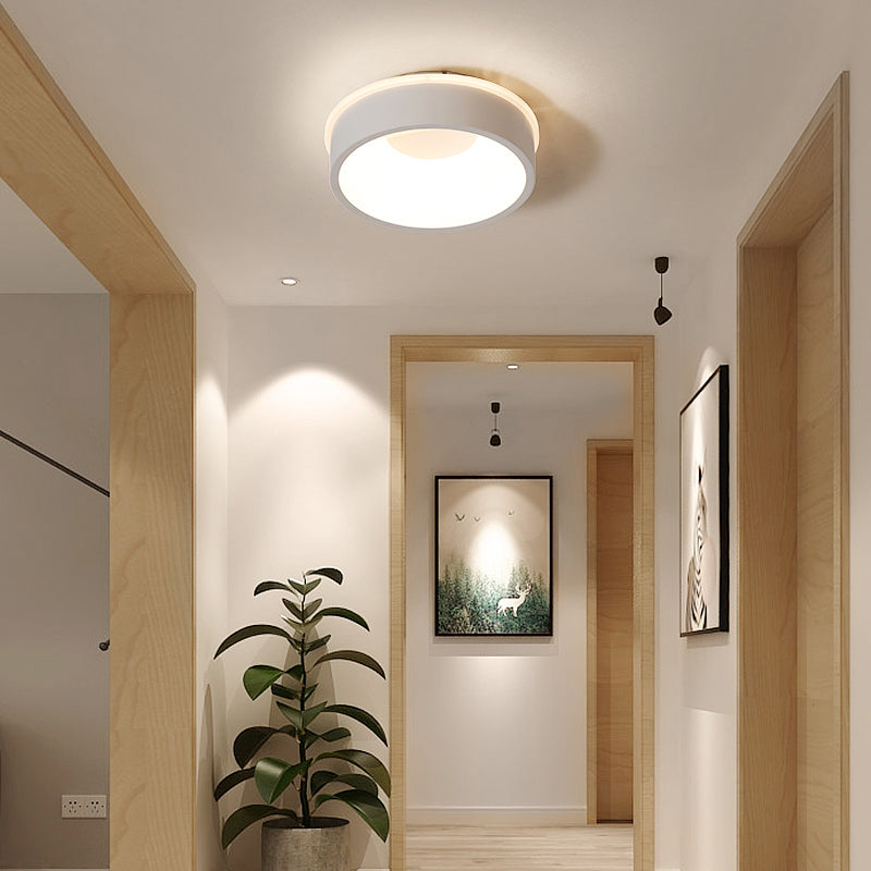 Nordic Hollowed Triangle/Round/Square Flush Lamp Metallic LED Foyer Ceiling Mounted Light in Grey/White Clearhalo 'Ceiling Lights' 'Close To Ceiling Lights' 'Close to ceiling' 'Flush mount' Lighting' 292550