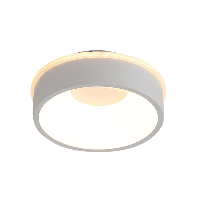 Nordic Hollowed Triangle/Round/Square Flush Lamp Metallic LED Foyer Ceiling Mounted Light in Grey/White Clearhalo 'Ceiling Lights' 'Close To Ceiling Lights' 'Close to ceiling' 'Flush mount' Lighting' 292551