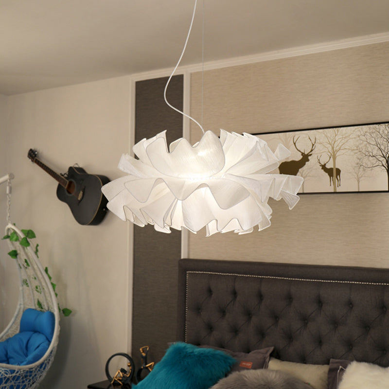 Fabric Wavy Pendant Light Fixture Nordic 1 Head Black/White Hanging Ceiling Light for Bedroom Clearhalo 'Ceiling Lights' 'Modern Pendants' 'Modern' 'Pendant Lights' 'Pendants' Lighting' 292758