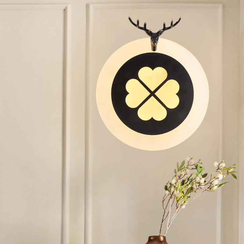 Metal Circle Sconce Light Tradition Living Room LED Wall Lighting Fixture in Brass/Black with Lucky Clover Pattern Black Clearhalo 'Wall Lamps & Sconces' 'Wall Lights' Lighting' 293420