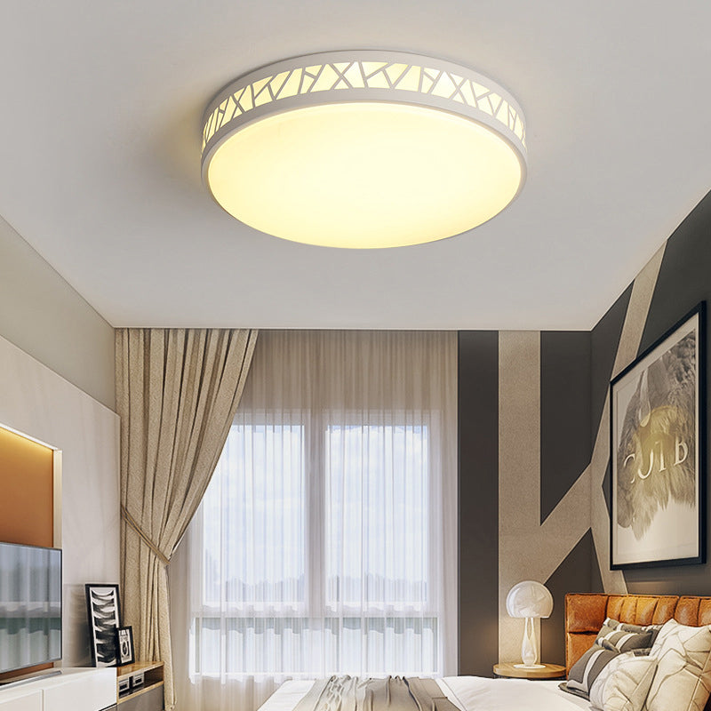 Metallic Drum Flush Ceiling Light Modernist LED White Flushmount Lighting for Bedroom Clearhalo 'Ceiling Lights' 'Close To Ceiling Lights' 'Close to ceiling' 'Flush mount' Lighting' 293661