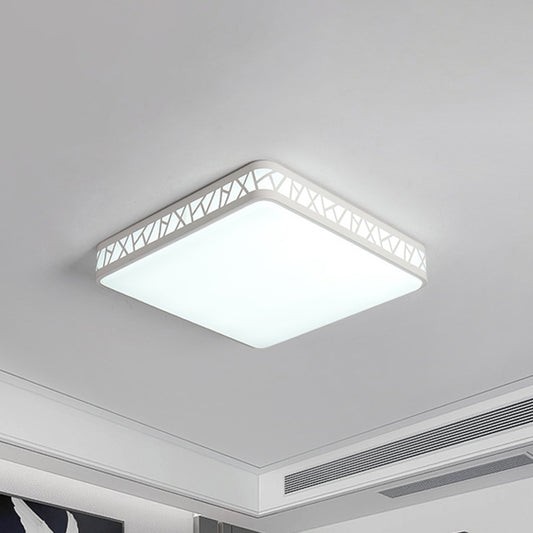 Square Box Flush Ceiling Light Contemporary Metallic Integrated LED Flushmount in White White Clearhalo 'Ceiling Lights' 'Close To Ceiling Lights' 'Close to ceiling' 'Flush mount' Lighting' 294131