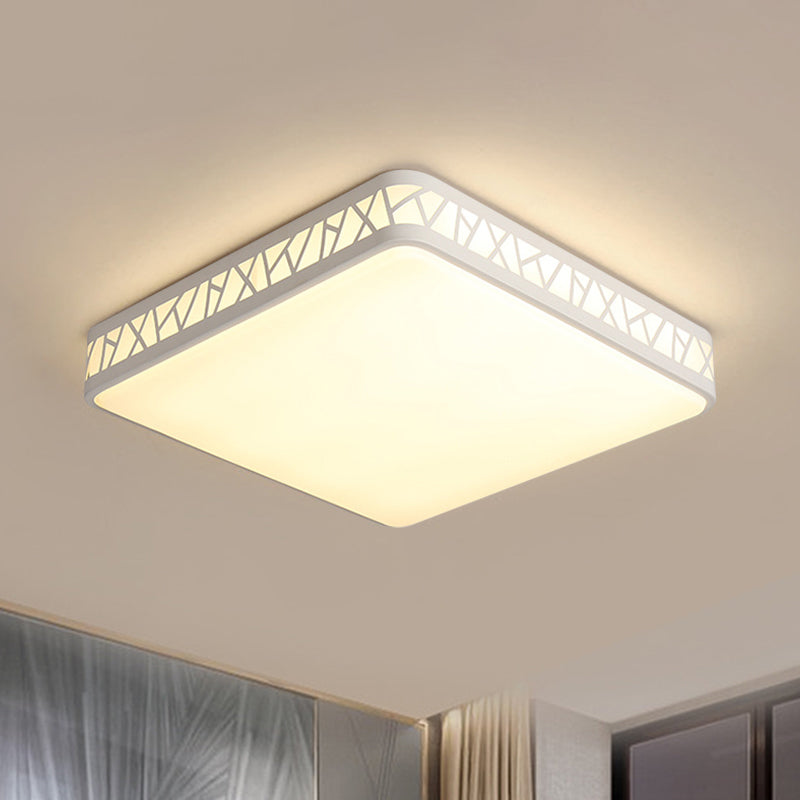 Square Box Flush Ceiling Light Contemporary Metallic Integrated LED Flushmount in White Clearhalo 'Ceiling Lights' 'Close To Ceiling Lights' 'Close to ceiling' 'Flush mount' Lighting' 294132