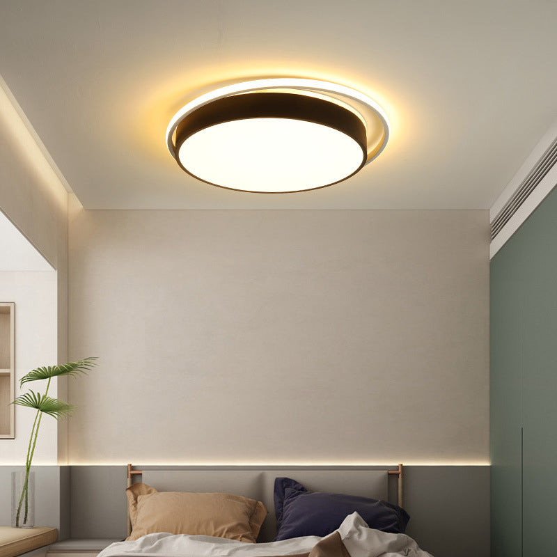 Black/Gold Round Flush Mount Light 10"/18"/21.5" W Simple Acrylic LED Ceiling Lighting in Warm/White Light/Remote Control Stepless Dimming Clearhalo 'Ceiling Lights' 'Close To Ceiling Lights' 'Close to ceiling' 'Flush mount' Lighting' 294288