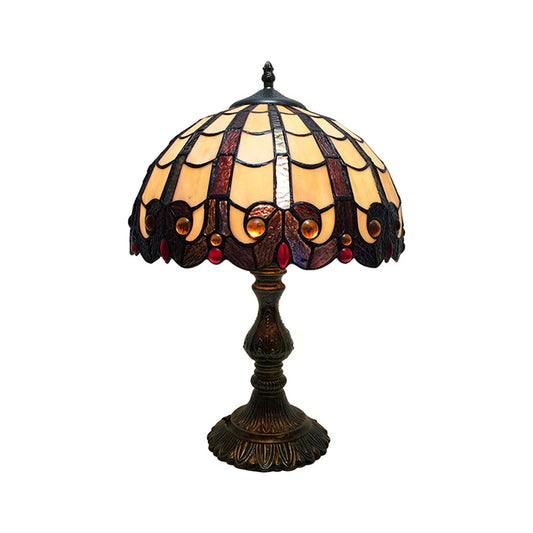 Antique Brass Domed Shaped Table Light Tiffany Style Stained Glass Nightstand for Bedroom Clearhalo 'Lamps' 'Table Lamps' Lighting' 295491