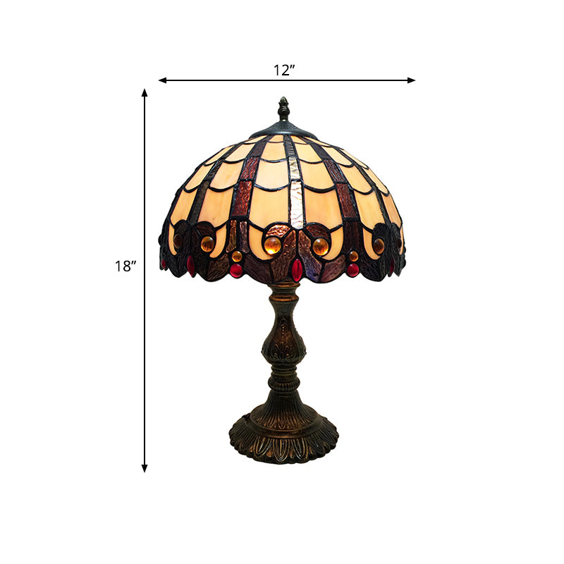 Antique Brass Domed Shaped Table Light Tiffany Style Stained Glass Nightstand for Bedroom Clearhalo 'Lamps' 'Table Lamps' Lighting' 295492