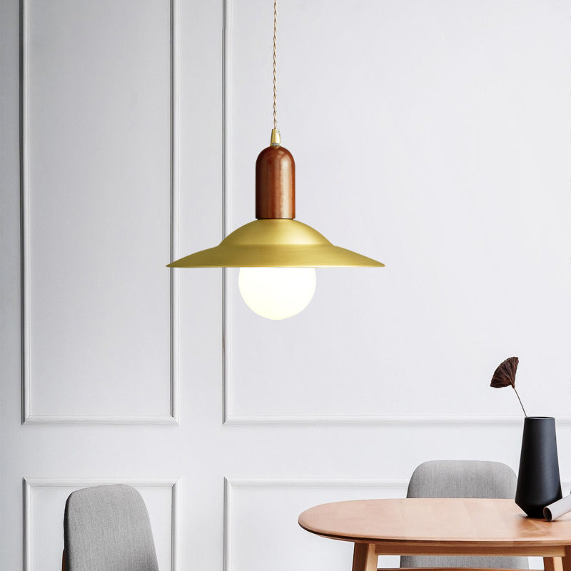 Modern Saucer Metal Hanging Lamp Kit 1 Light Suspension Pendant in Brass for Dining Room Brass Clearhalo 'Ceiling Lights' 'Modern Pendants' 'Modern' 'Pendant Lights' 'Pendants' Lighting' 296198