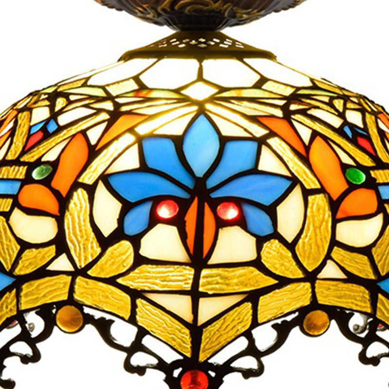 12"/16" W Baroque Scalloped Flush Mount Lighting 1 Bulb Handcrafted Stained Glass Ceiling Lamp in Black Clearhalo 'Ceiling Lights' 'Close To Ceiling Lights' 'Close to ceiling' 'Flush mount' Lighting' 297579