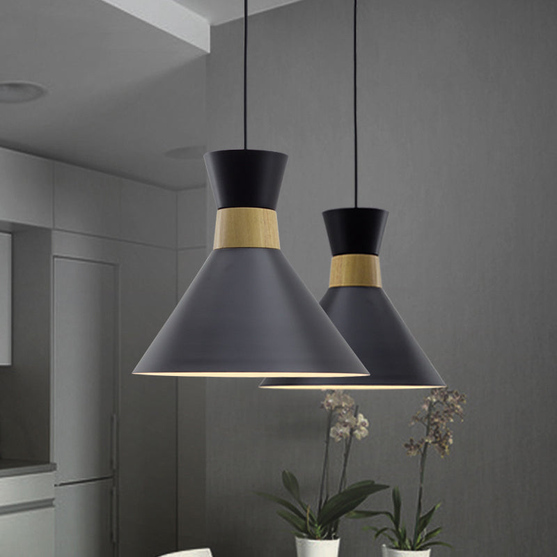 Conical Metal Hanging Light Kit Minimalist 1 Light Black Suspension Pendant for Dining Room Clearhalo 'Ceiling Lights' 'Modern Pendants' 'Modern' 'Pendant Lights' 'Pendants' Lighting' 313223