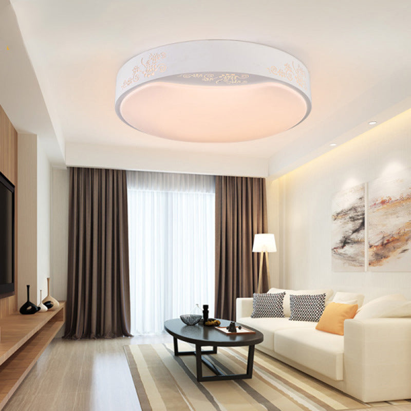 White Circle Flush Mount Ceiling Light Modernism 16.5"/20.5" Dia LED Metal Flush Lamp Fixture for Living Room White Clearhalo 'Ceiling Lights' 'Close To Ceiling Lights' 'Close to ceiling' 'Flush mount' Lighting' 313422