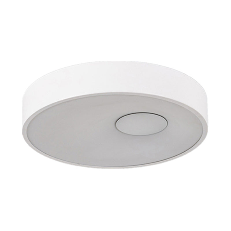 Round Bedroom Flushmount Lighting Metal 18"/23.5" Dia LED Contemporary Ceiling Fixture in White with Acrylic Diffuser Clearhalo 'Ceiling Lights' 'Close To Ceiling Lights' 'Close to ceiling' 'Flush mount' Lighting' 313499