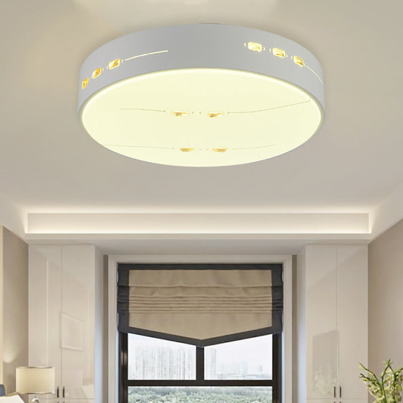 Simple Style LED Flush Mount Light White Rectangle/Square/Round Ceiling Lighting with Crystal Accent, 18.5"/19.5"/31" Wide White Clearhalo 'Ceiling Lights' 'Close To Ceiling Lights' 'Close to ceiling' 'Flush mount' Lighting' 314170