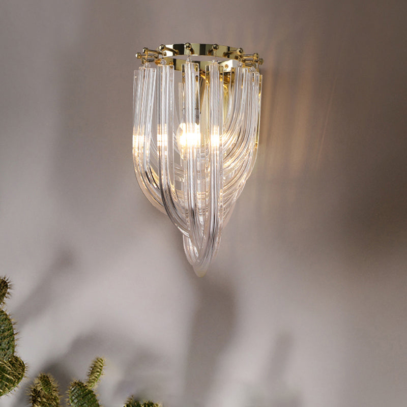 Clear Glass Geometric Wall Sconce Modernist 1 Head Wall Lighting Fixture for Living Room Clearhalo 'Cast Iron' 'Glass' 'Industrial' 'Modern wall lights' 'Modern' 'Tiffany' 'Traditional wall lights' 'Wall Lamps & Sconces' 'Wall Lights' Lighting' 327495