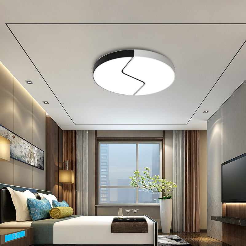 Black and White Round Flushmount Metal 2 Lights 19.5" W Led Modern Close to Ceiling Light in Warm/White Light White 19.5" Clearhalo 'Ceiling Lights' 'Close To Ceiling Lights' 'Close to ceiling' 'Flush mount' Lighting' 361155