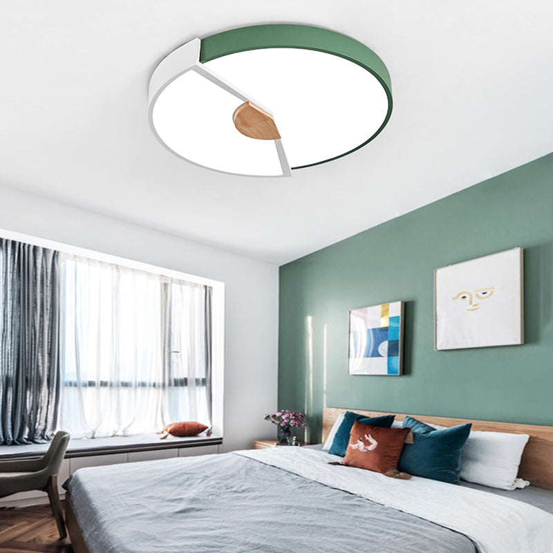 Metallic Splicing Round Flush Light Modern Integrated LED Black/Pink/Yellow Ceiling Mounted Lamp, 12"/16"/19.5" Wide Green 12" Clearhalo 'Ceiling Lights' 'Close To Ceiling Lights' 'Close to ceiling' 'Flush mount' Lighting' 369631