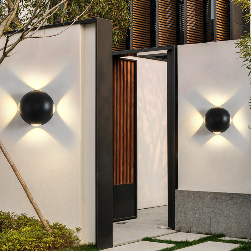 Circular Black Wall Mounted Lighting Modern Metal 4-LED Wall Light Fixture in Warm/White for Outdoor Black Clearhalo 'Cast Iron' 'Glass' 'Industrial' 'Modern wall lights' 'Modern' 'Tiffany' 'Traditional wall lights' 'Wall Lamps & Sconces' 'Wall Lights' Lighting' 370265