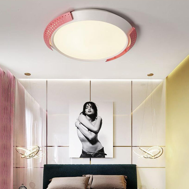 Pink/Gold Hollow Metal Ceiling Fixture Modern 16"/19.5" Round Flush Mount Ceiling Light for Bedroom Clearhalo 'Ceiling Lights' 'Close To Ceiling Lights' 'Close to ceiling' 'Flush mount' Lighting' 370679