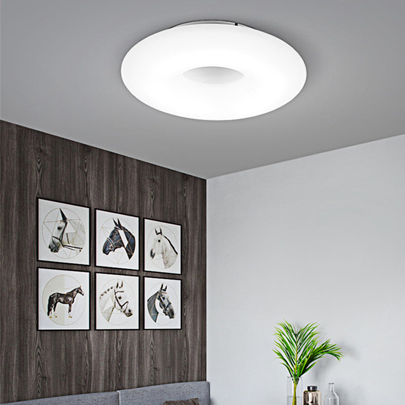 Contemporary Circle/Square Flush Ceiling Light Acrylic White LED Ceiling Lamp for Porch Bathroom White S Round Clearhalo 'Ceiling Lights' 'Close To Ceiling Lights' 'Close to ceiling' 'Flush mount' Lighting' 377380