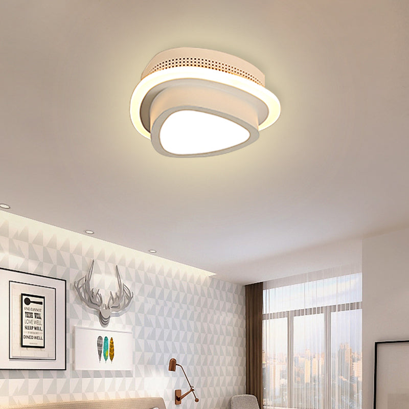 Acrylic Round/Square/Triangle Flush Ceiling Light Corridor Foyer Modern Style LED Ceiling Lamp in Black/White White Triangle Clearhalo 'Ceiling Lights' 'Close To Ceiling Lights' 'Close to ceiling' 'Flush mount' Lighting' 377862