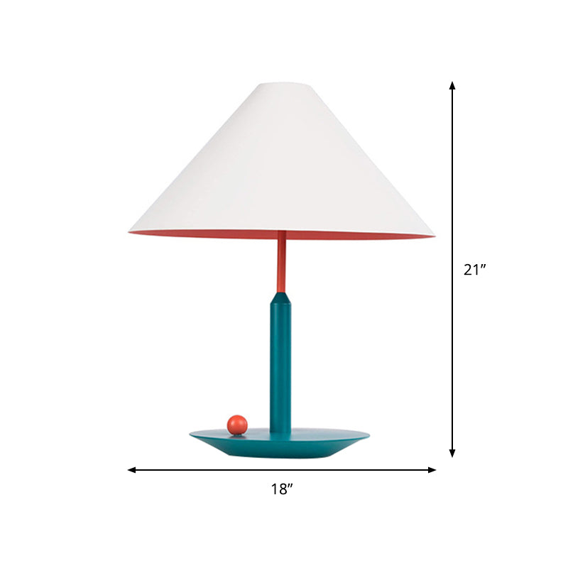 Tapered Task Light Modern Fabric 1 Head White Desk Lamp with Round Green Metal Base Clearhalo 'Lamps' 'Table Lamps' Lighting' 384554