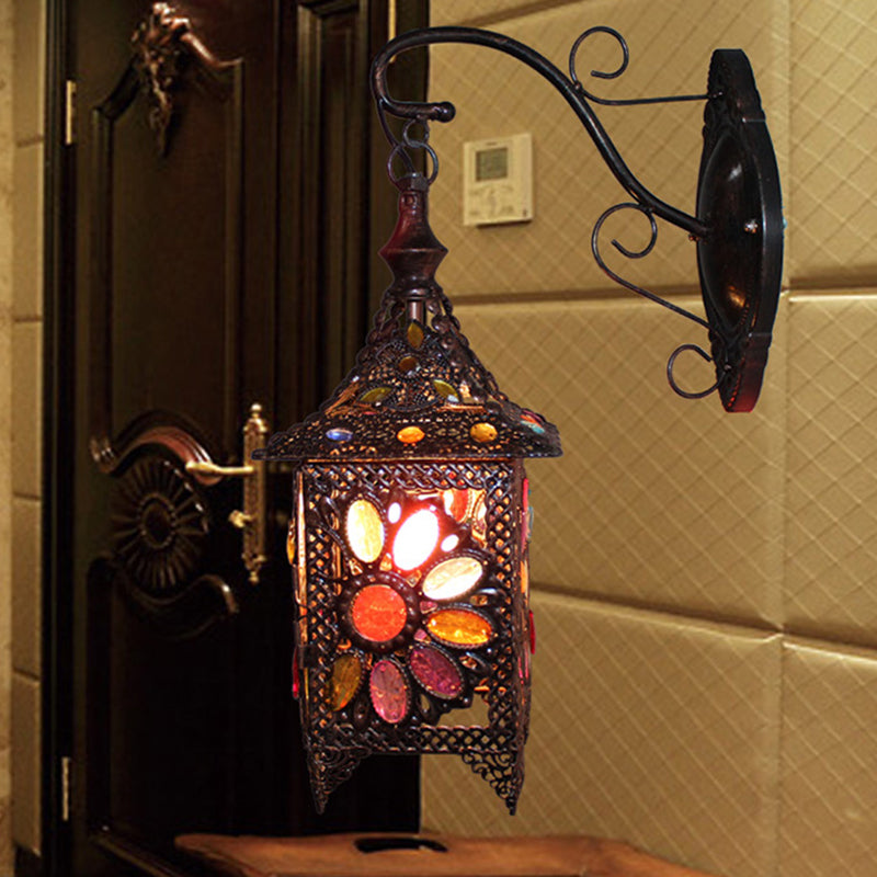 Lantern Bedroom Sconce Wall Light Bohemian Metal 1 Bulb Brass/Black Wall Lighting Fixture Clearhalo 'Wall Lamps & Sconces' 'Wall Lights' Lighting' 393367