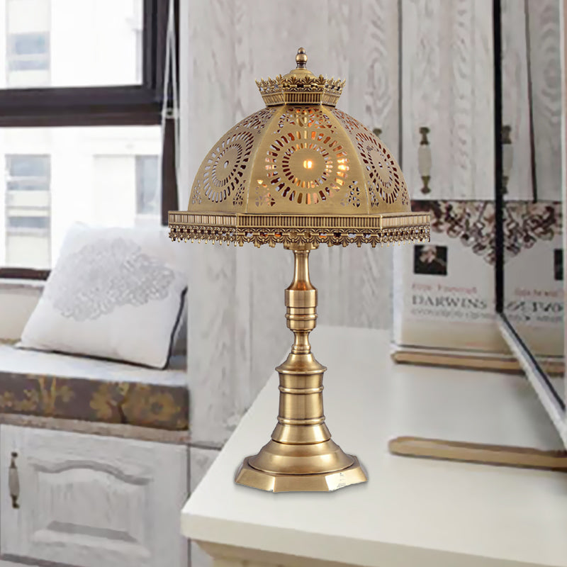 3 Lights Metallic Table Light Traditional Brass Finish Dome Bedroom Nightstand Lamp Clearhalo 'Lamps' 'Table Lamps' Lighting' 393439