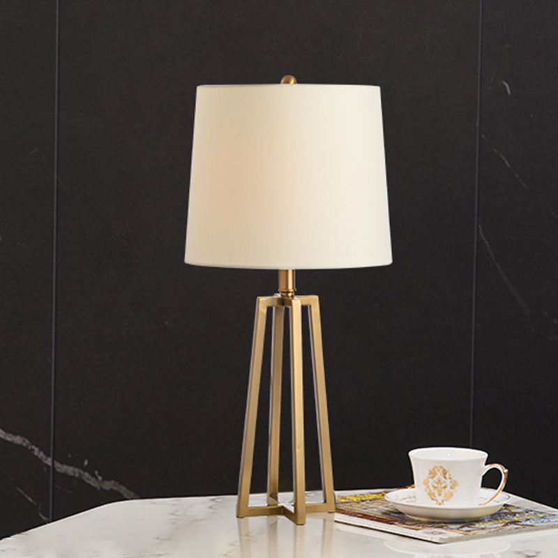 Drum Fabric Table Light Modern 1 Head White Desk Lamp with Trapezoid Gold Metal Base Clearhalo 'Lamps' 'Table Lamps' Lighting' 400023