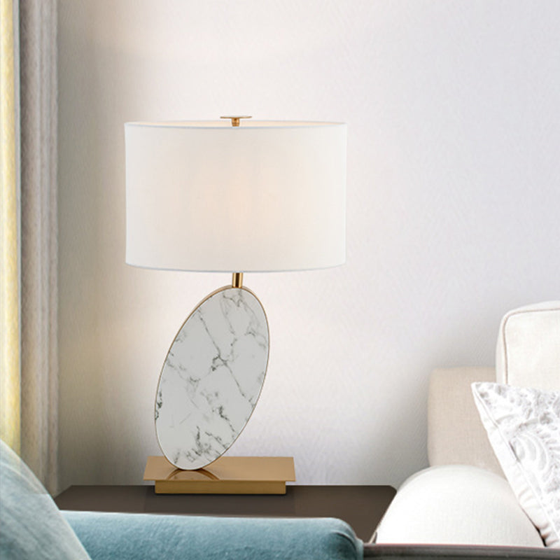 1 Head Shaded Task Lamp Modern Fabric Table Light in White with Brass Rectangle Metal Base White Clearhalo 'Lamps' 'Table Lamps' Lighting' 400175
