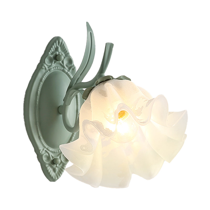 Scalloped Bedroom Sconce Lamp Korean Flower Metal 1 Light Gray and Green Wall Lighting Clearhalo 'Wall Lamps & Sconces' 'Wall Lights' Lighting' 400729