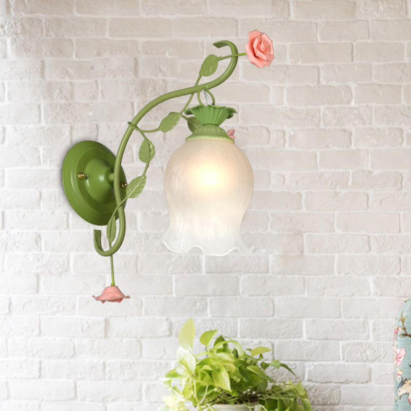 Scalloped Bedroom Sconce Light Fixture Korean Flower Metal 1 Light Green Wall Mount Lighting Green Clearhalo 'Wall Lamps & Sconces' 'Wall Lights' Lighting' 400746