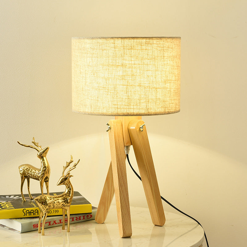 Straight Sided Shade Task Lamp Contemporary Fabric 1 Bulb Reading Book Light in Wood Clearhalo 'Lamps' 'Table Lamps' Lighting' 402220