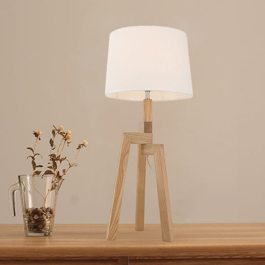 1 Head Barrel Shade Desk Lamp Modern Fabric Table Light in White with Wood Tripod White Clearhalo 'Lamps' 'Table Lamps' Lighting' 402291