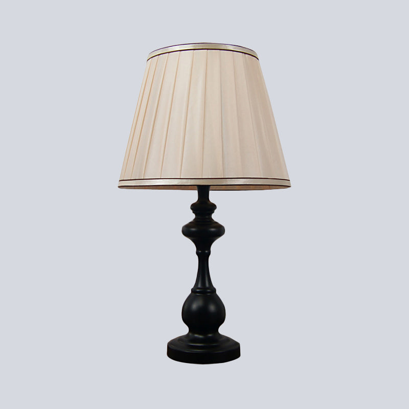 Pleated Fabric Task Light Modern 1 Bulb Beige Reading Lamp, Curved Black Metal Base Clearhalo 'Lamps' 'Table Lamps' Lighting' 402639