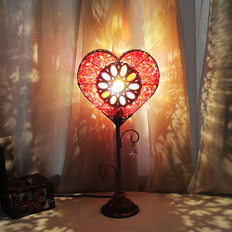 Heart shaped table store lamp