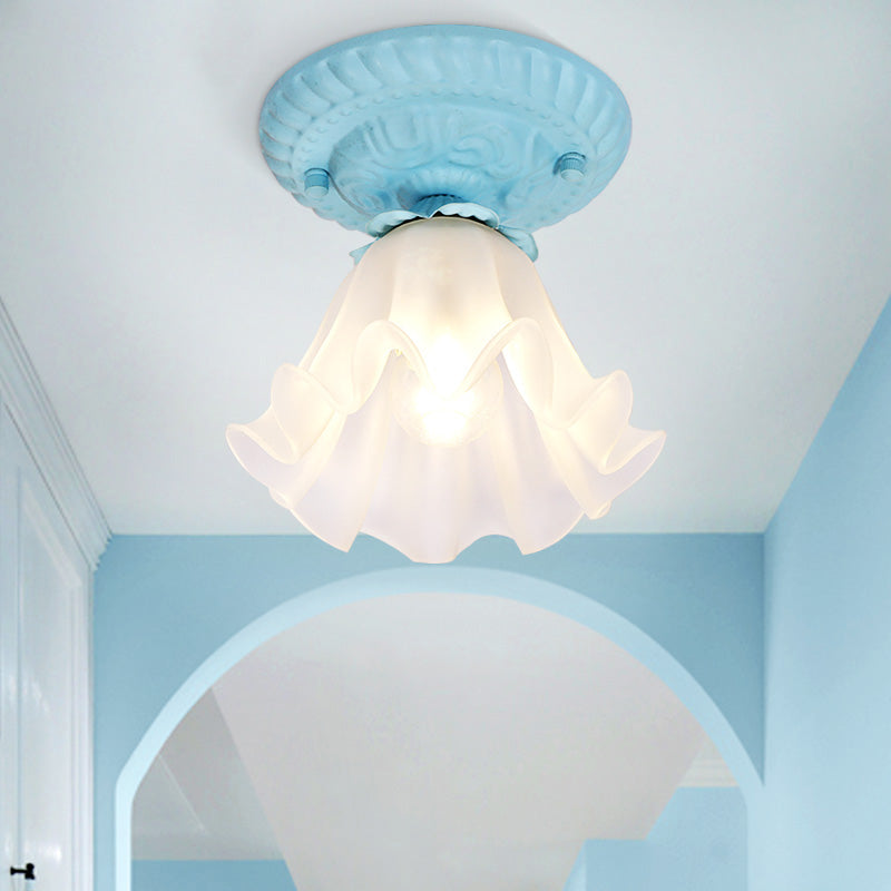 Scalloped Metal Ceiling Light Country 1 Bulb Living Room Flush Mount Lighting in White/Pink/Blue Blue Clearhalo 'Ceiling Lights' 'Close To Ceiling Lights' 'Close to ceiling' 'Flush mount' Lighting' 407316