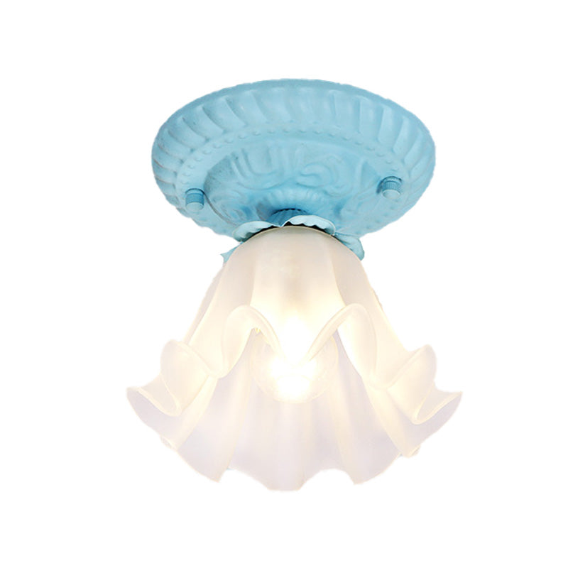 Scalloped Metal Ceiling Light Country 1 Bulb Living Room Flush Mount Lighting in White/Pink/Blue Clearhalo 'Ceiling Lights' 'Close To Ceiling Lights' 'Close to ceiling' 'Flush mount' Lighting' 407318