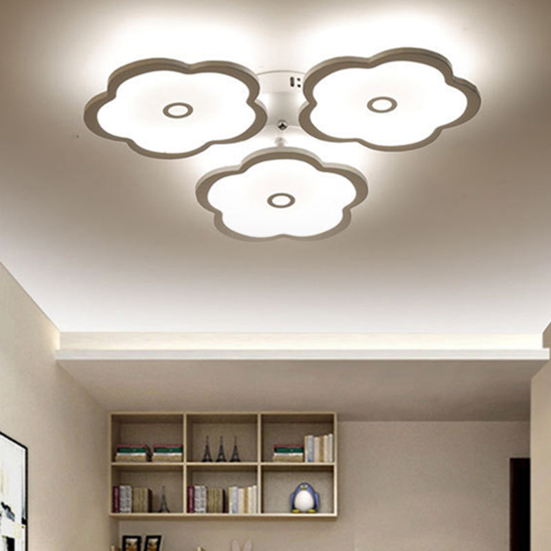 3/6/9 Heads Unique Flower Ceiling Fixture Modern Iron Acrylic White Ceiling Lights for Indoor Clearhalo 'Ceiling Lights' 'Close To Ceiling Lights' 'Close to ceiling' 'Semi-flushmount' Lighting' 460581